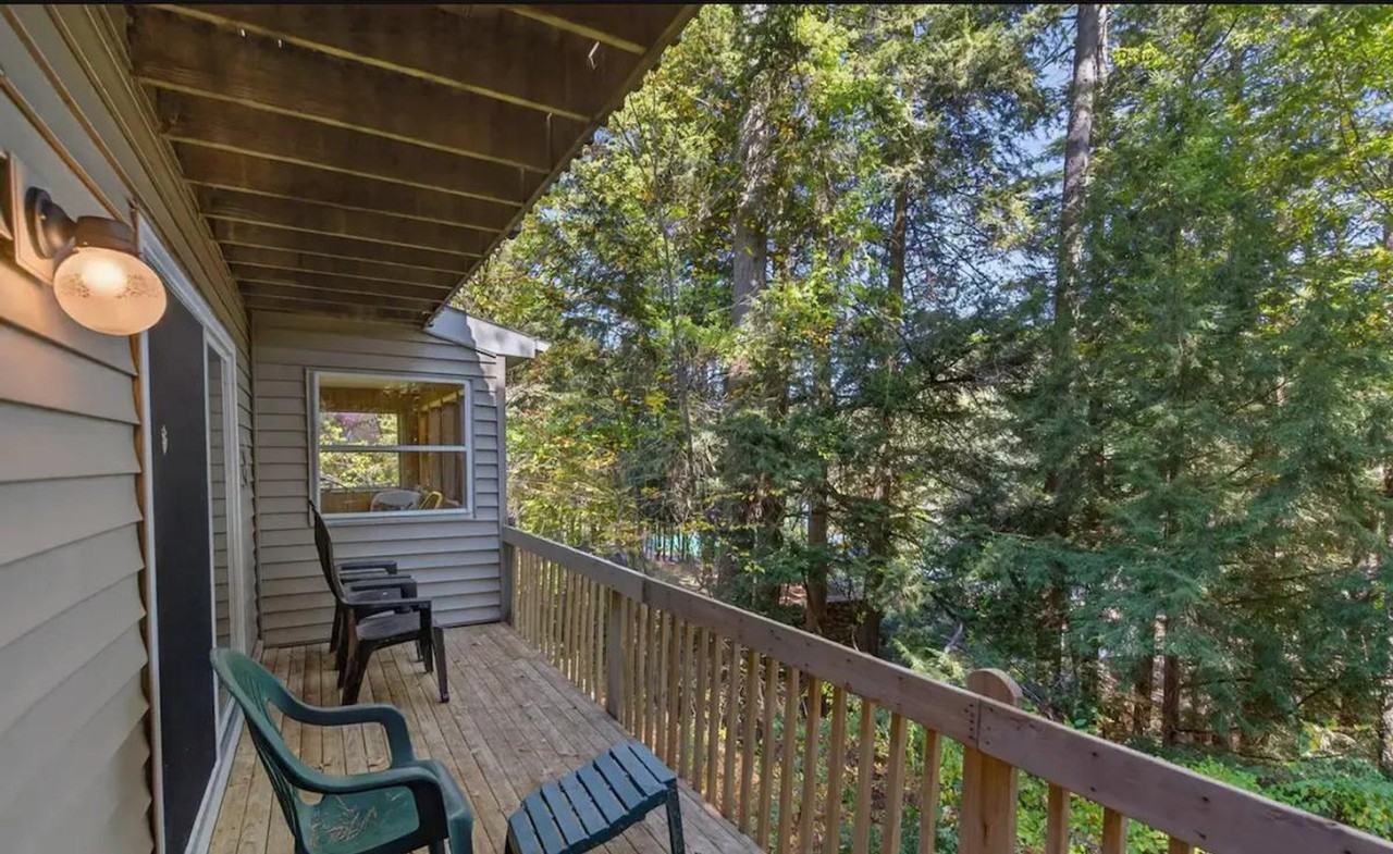 89 Pierpont Rd #1388804P - Photo 3 of 9