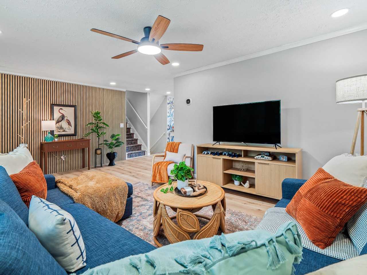 5012 Hollyview Dr #1061097P - Photo 2 of 38