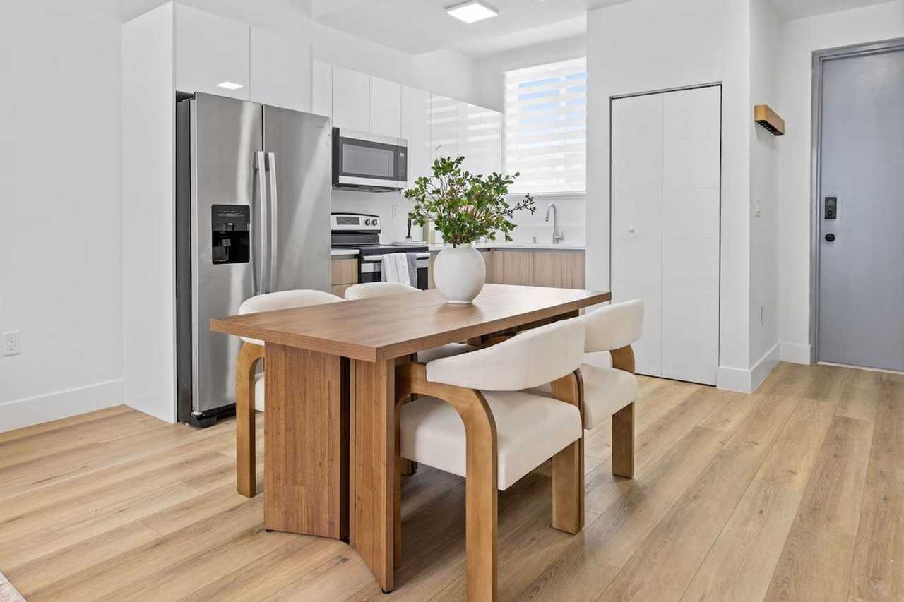 1558 Nw 1st St #1388871P - Photo 7 of 18