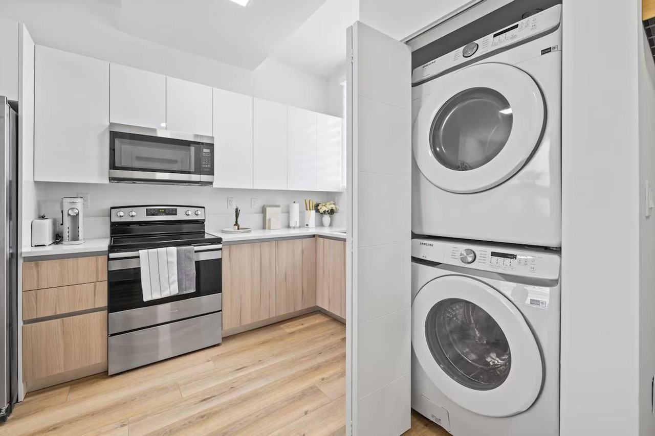 1558 Nw 1st St #1388871P - Photo 2 of 18