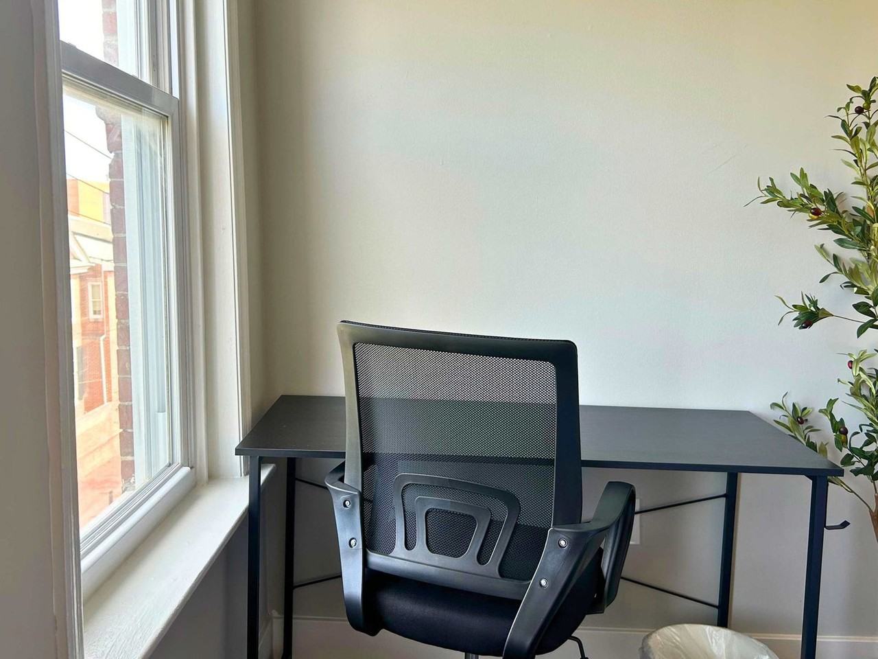 128 Bainbridge St #1231678P - Photo 7 of 11