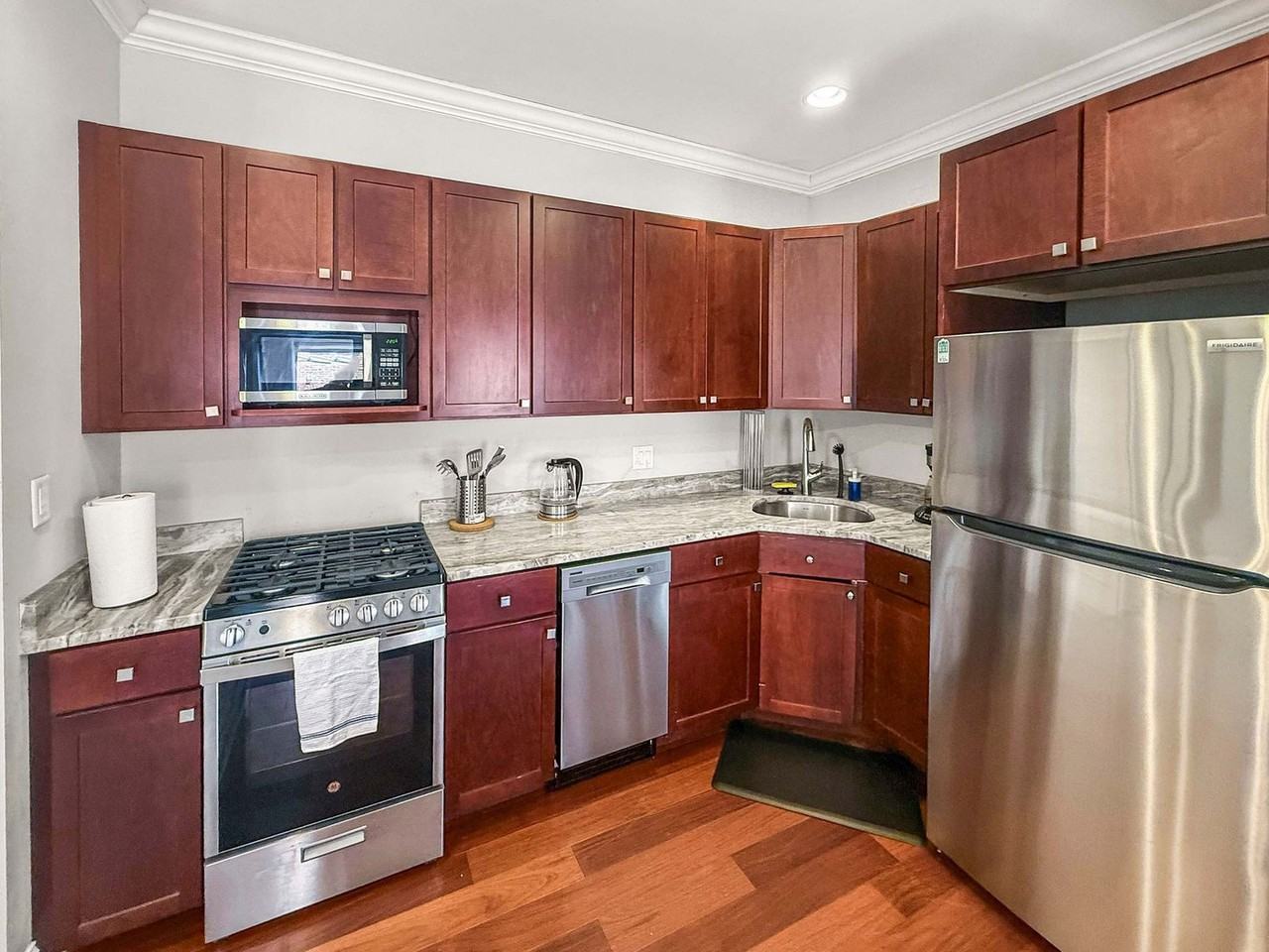 1149 N 3rd St #1055801P - Photo 7 of 12