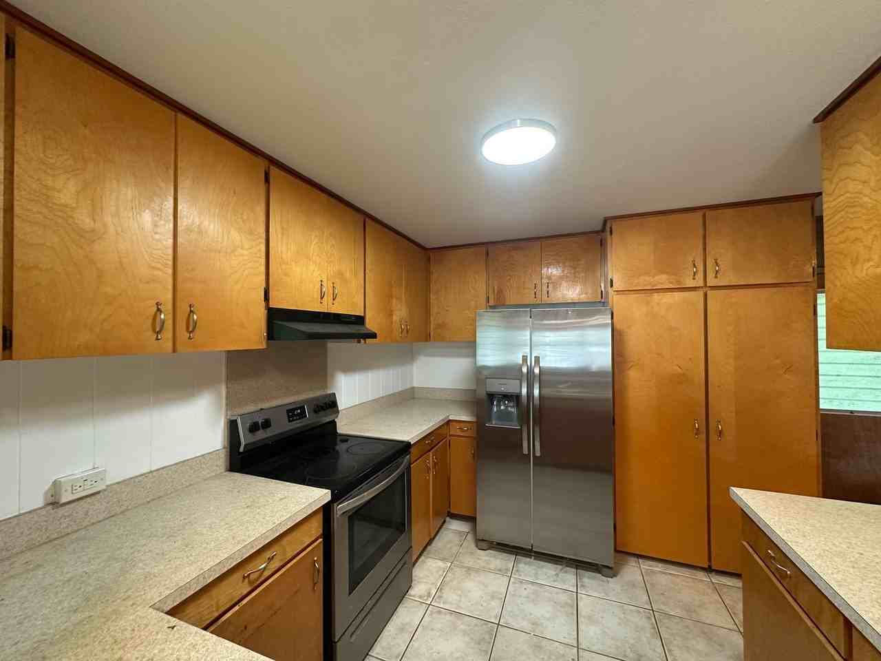 929 Maniniholo St - Photo 3 of 19