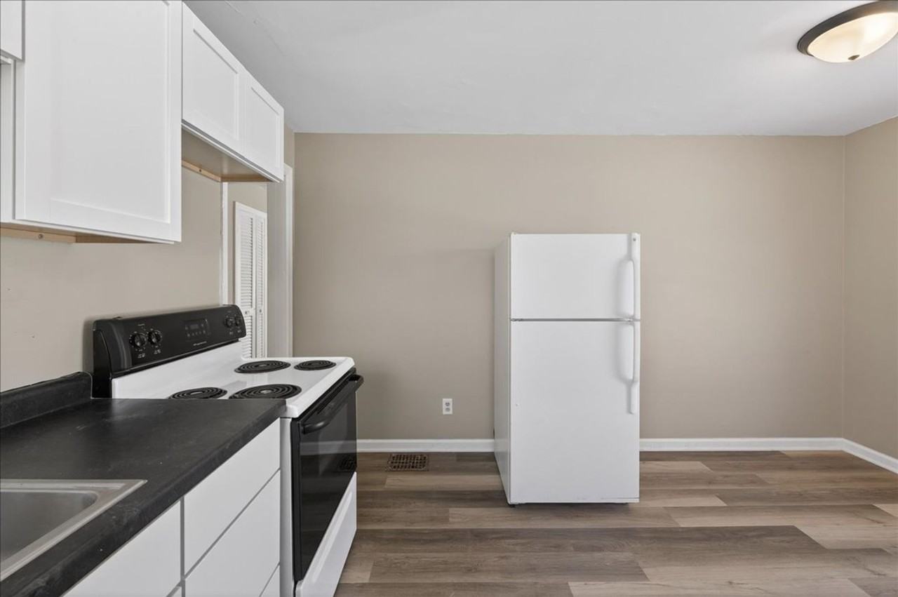 4721 E 16th St - Photo 6 of 12