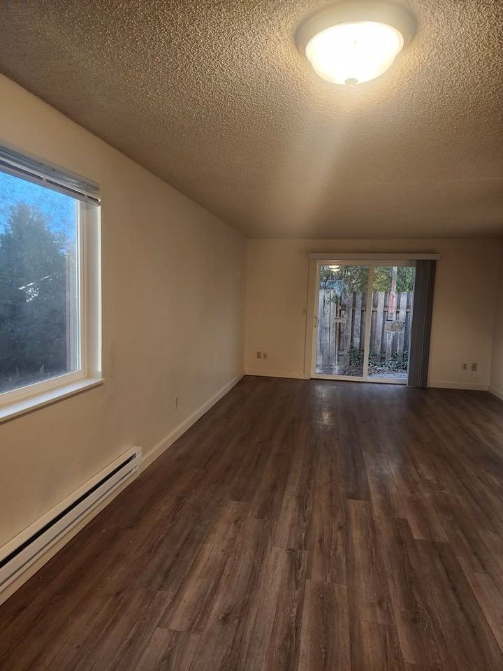 903 N Filbert Ct - Photo 7 of 18