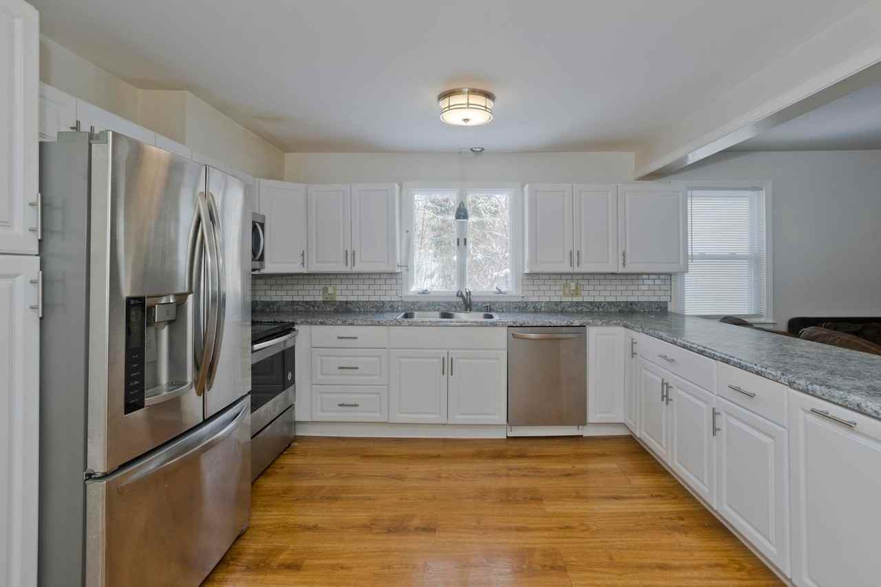 159 N Monson Rd - Photo 3 of 30