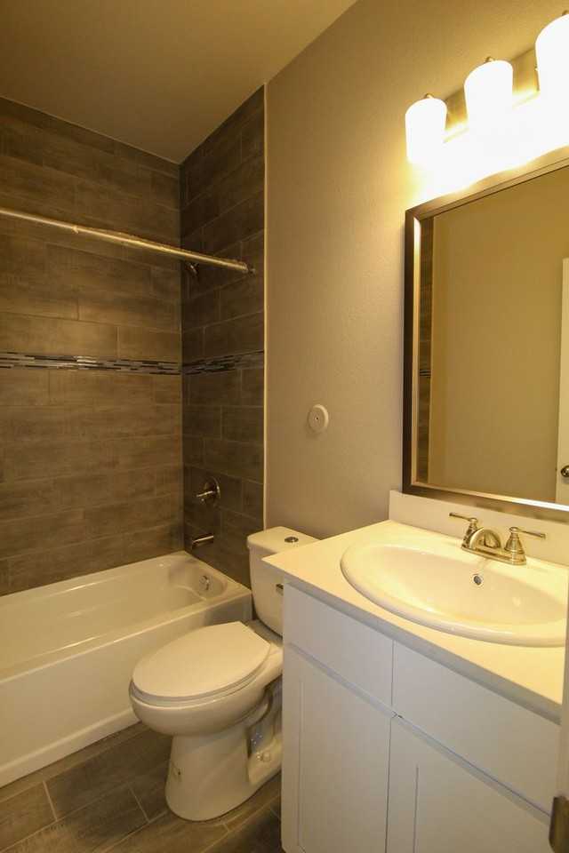 1217 Golden Summer Ct - Photo 7 of 23