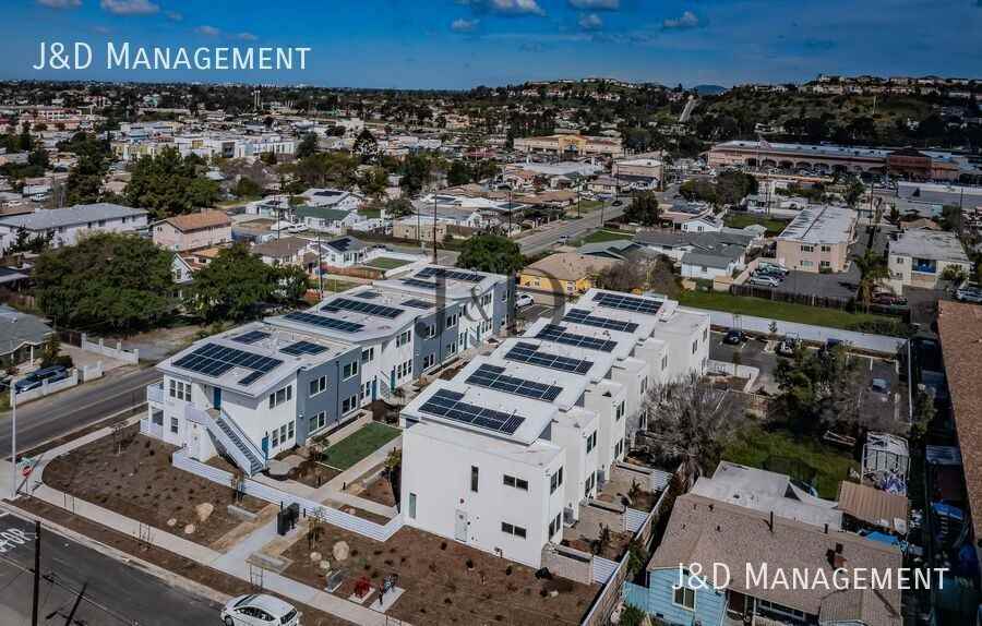 CHU7508 - Photo 6 of 8