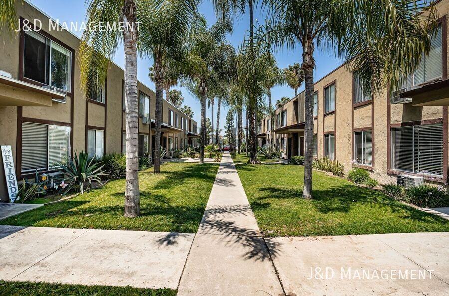 SUN909 - Photo 2 of 5