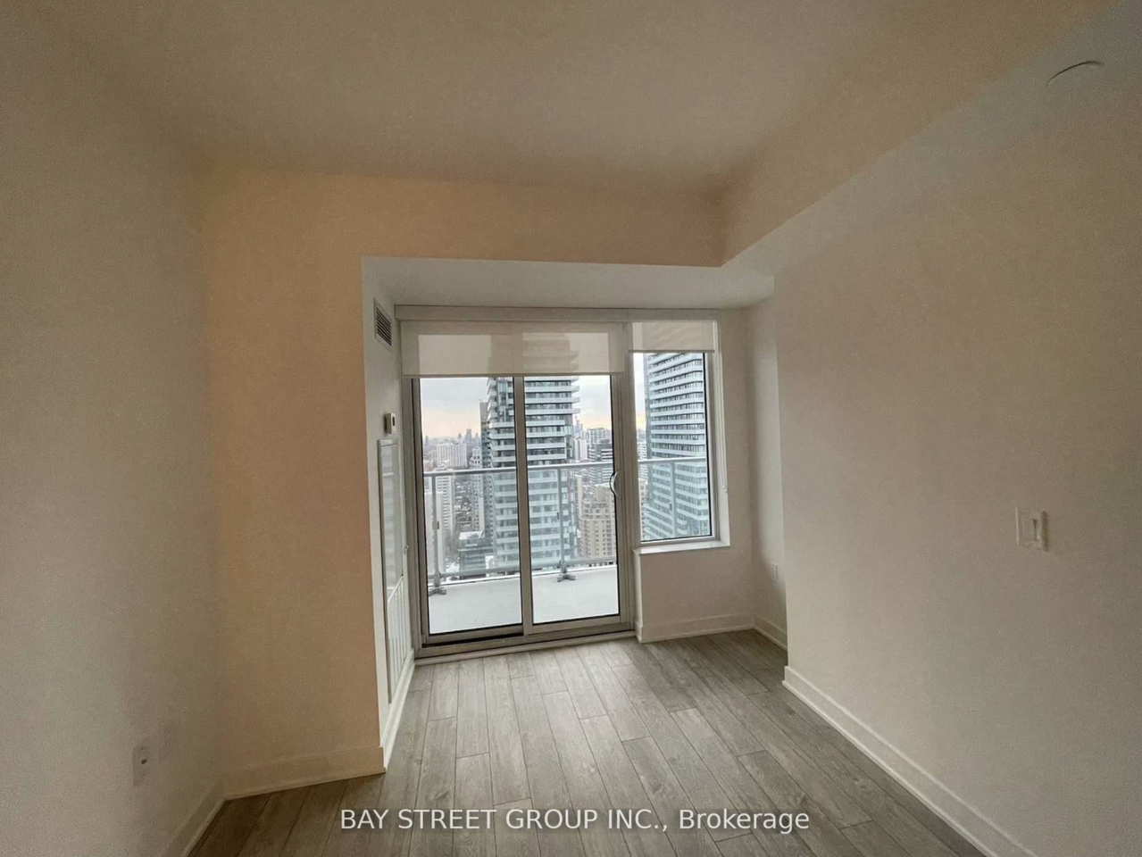 195 Redpath Avenue #3206 - Photo 6 of 9