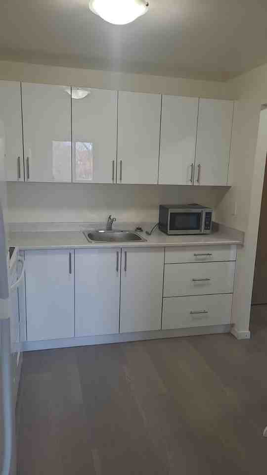 467 Chamberlain Street #102/209 - Photo 2 of 11