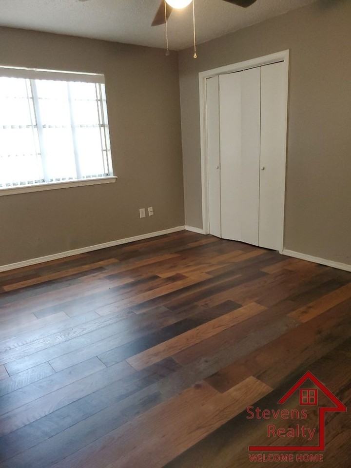 1217 Sw Wisconsin Ave - Photo 6 of 16