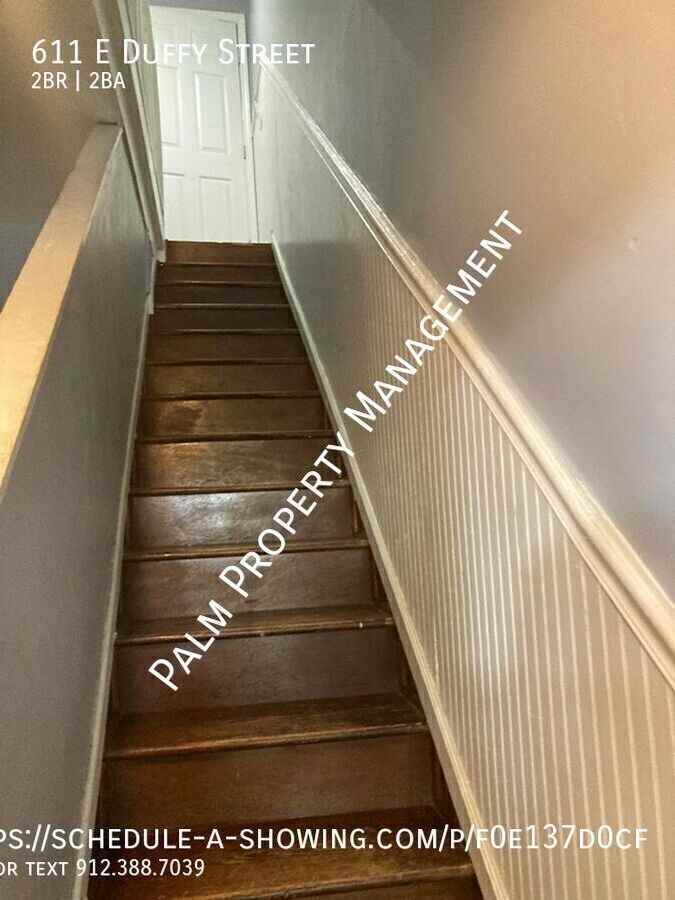 611 E Duffy St - Photo 7 of 14