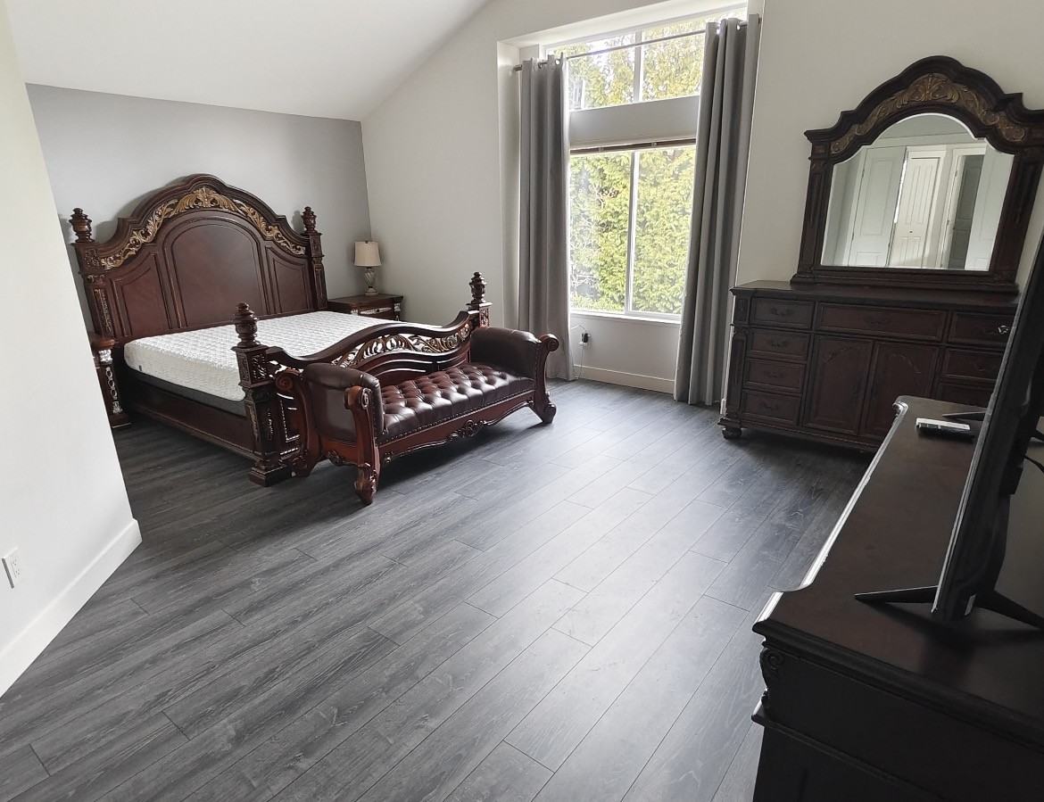 15517 Rosemary Heights Crescent - Photo 4 of 7