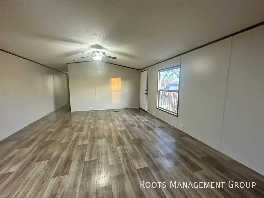 252 Riviera Courts Dr #252 - Photo 3 of 19