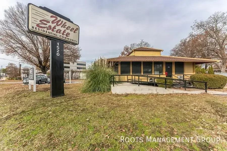 3054 Josibpet Ln #3054JL - Photo 6 of 11