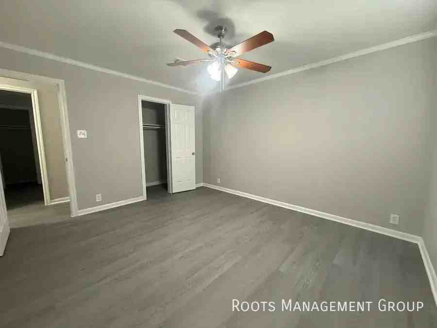 4518 Blue Bonnet Dr #4518B - Photo 7 of 22