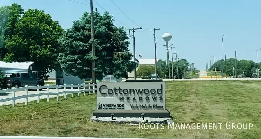 35 York Mobile Plz #35 - Photo 4 of 10