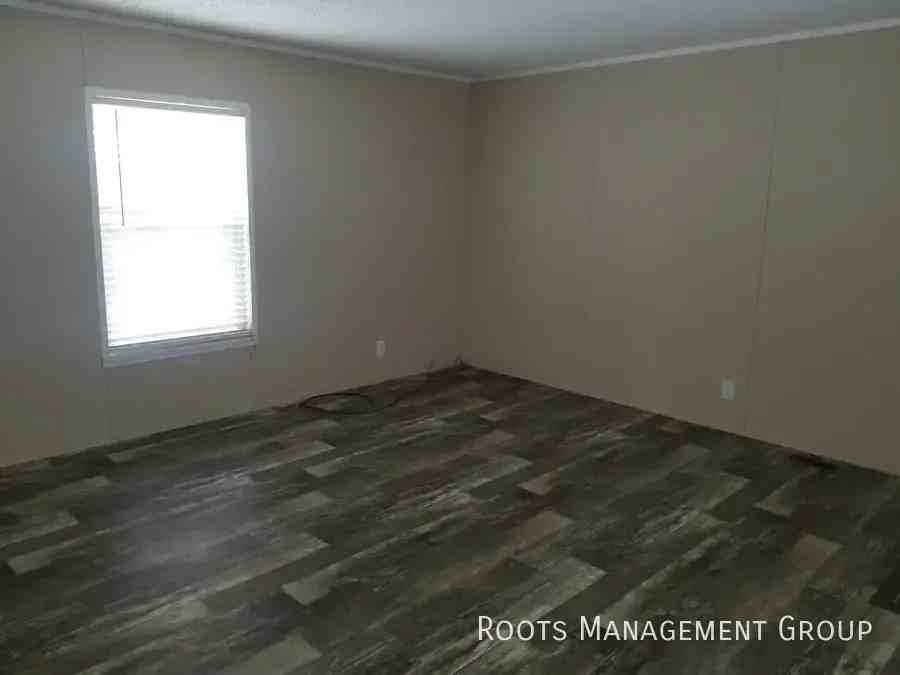 13029 Virginia Dr #72 - Photo 2 of 10