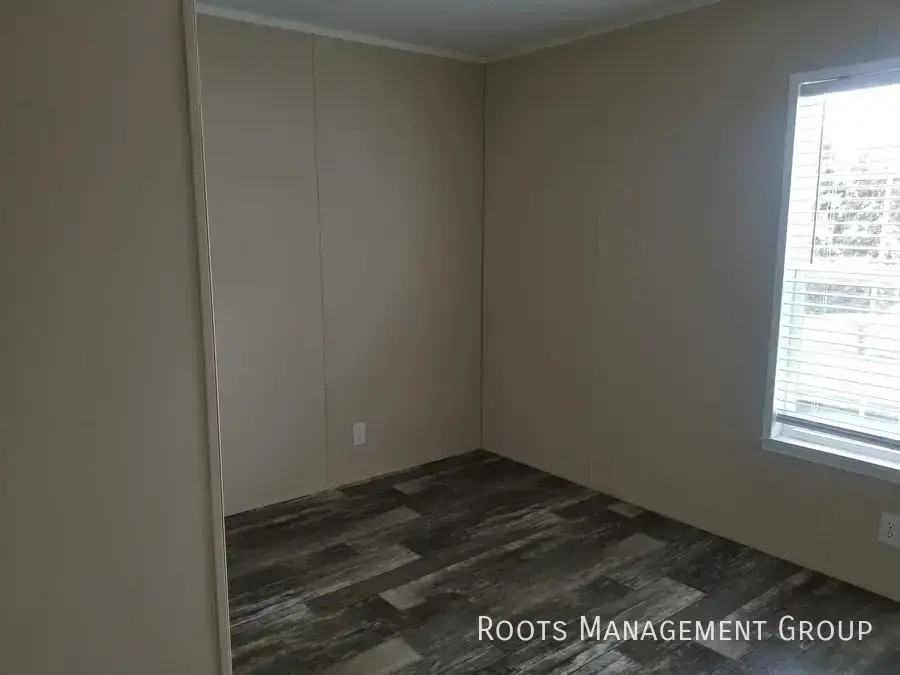 13029 Virginia Dr #72 - Photo 7 of 10