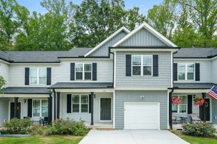 105 Oakdale Ave - Photo 1 of 1