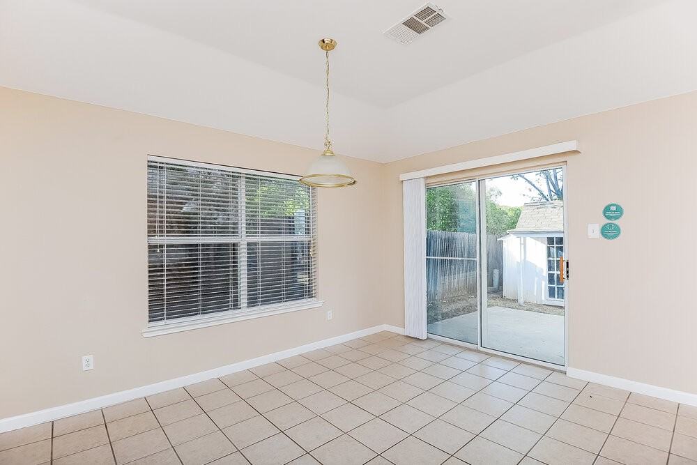 2908 Bourbon St - Photo 7 of 16