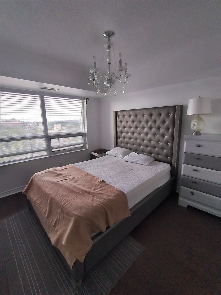 35 Saranac Boulevard - Photo 6 of 10