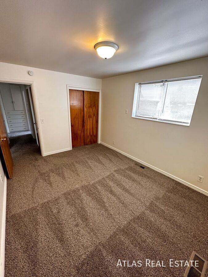 1365 S Emery St #B3 - Photo 6 of 12