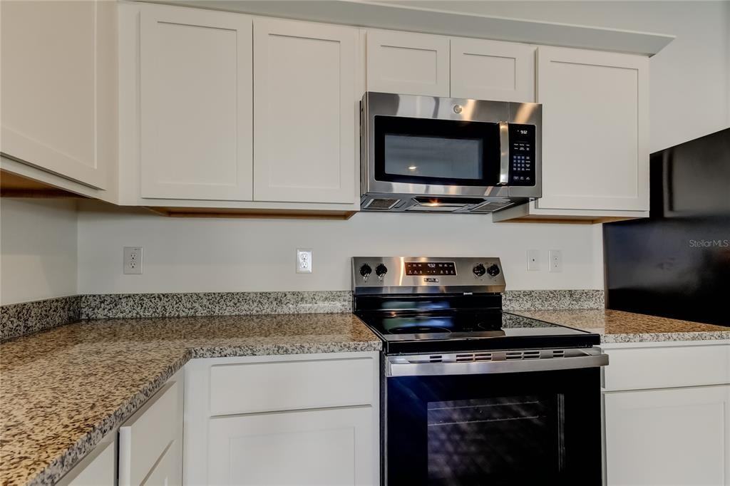 11925 Sylvia St #11925 - Photo 3 of 50