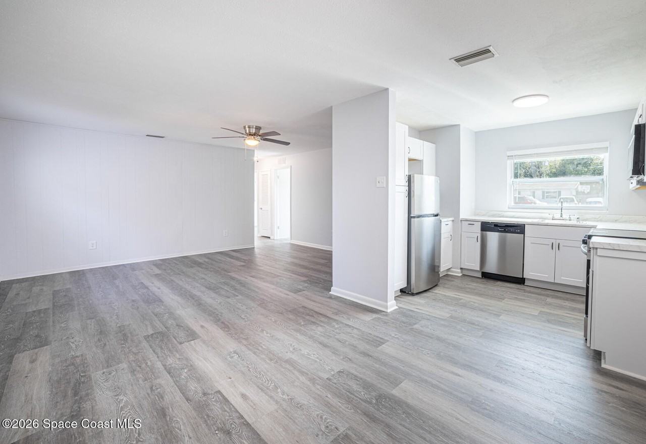 3332 Elder St #3332 - Photo 2 of 21