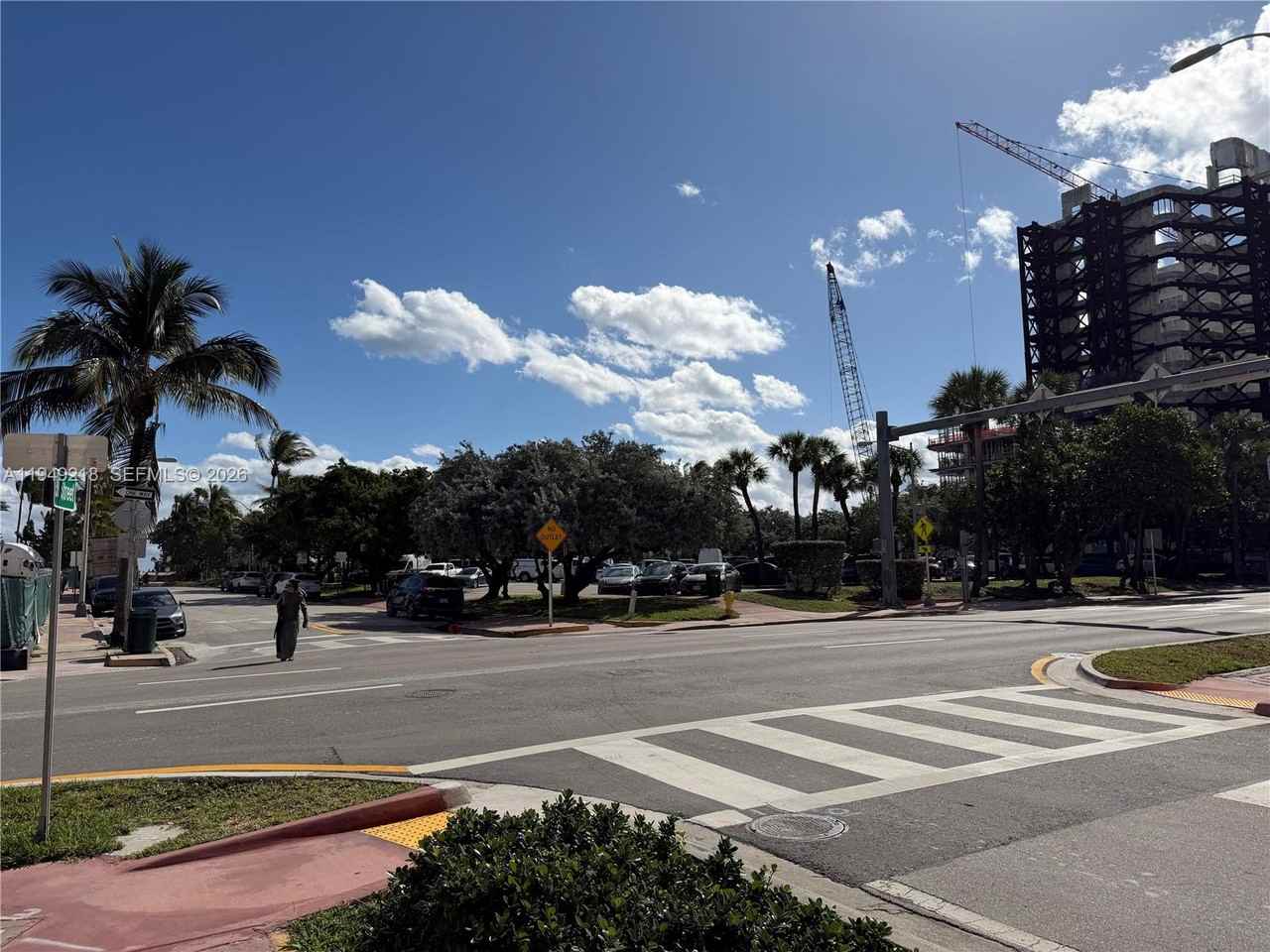 3588 Collins Ave #3588-404 - Photo 5 of 9