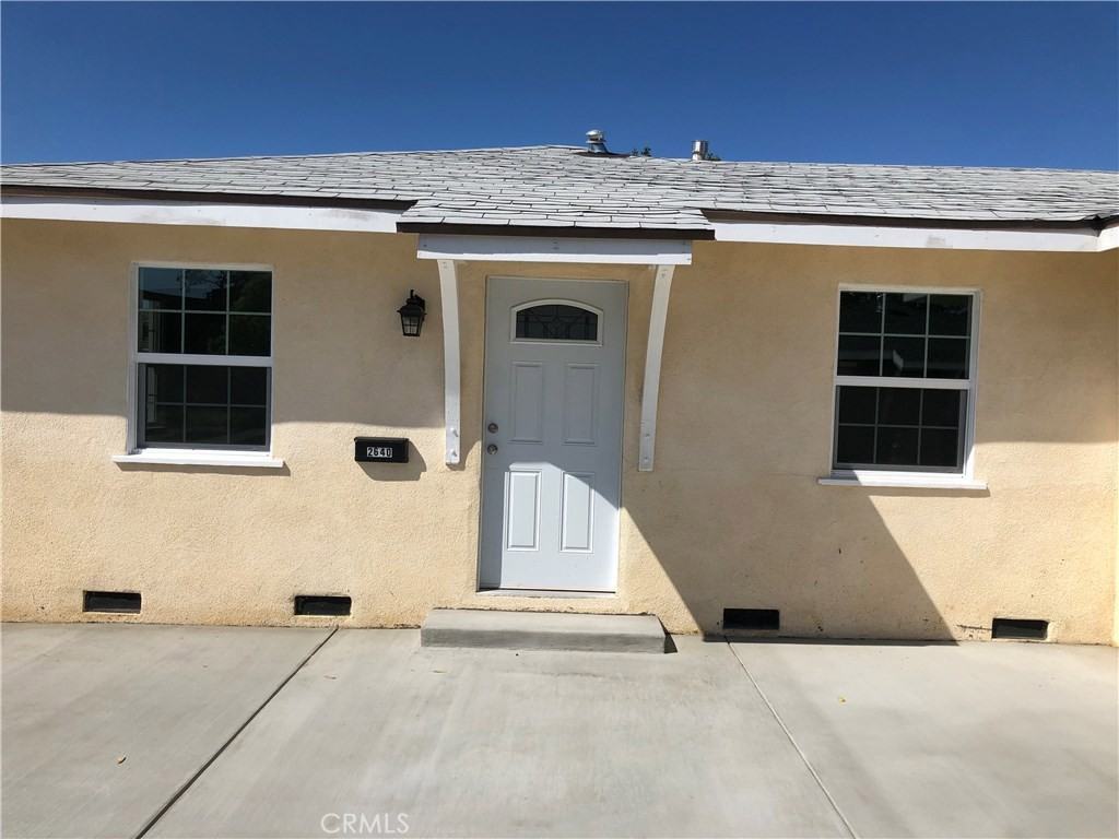 2640 N Frederic St #2640 - Photo 4 of 10