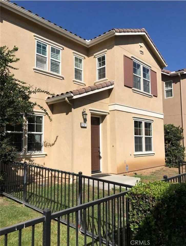 207 Tiger Ln #207 - Photo 5 of 9