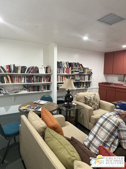 293 Juniper Dr #293 - Photo 5 of 20