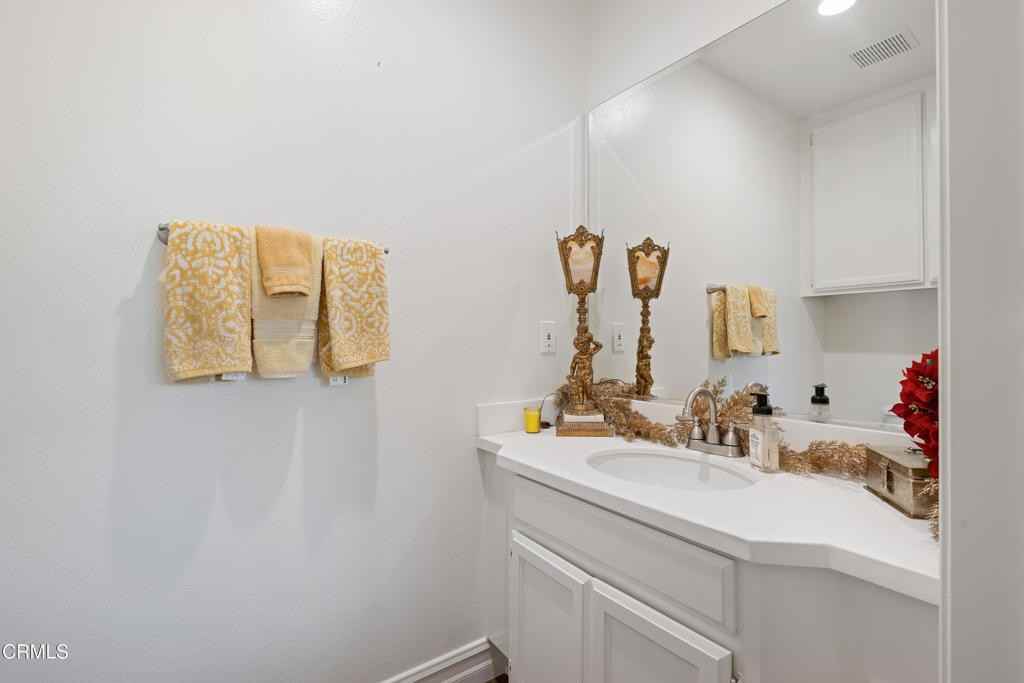 815 Vista Grande Dr #815 - Photo 2 of 25