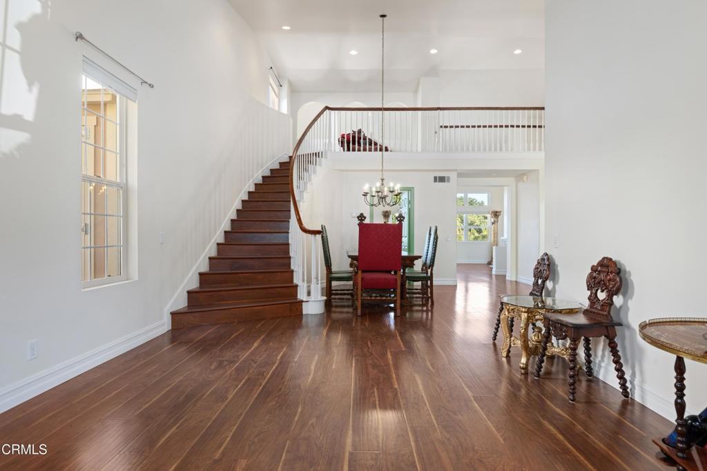 815 Vista Grande Dr #815 - Photo 3 of 25