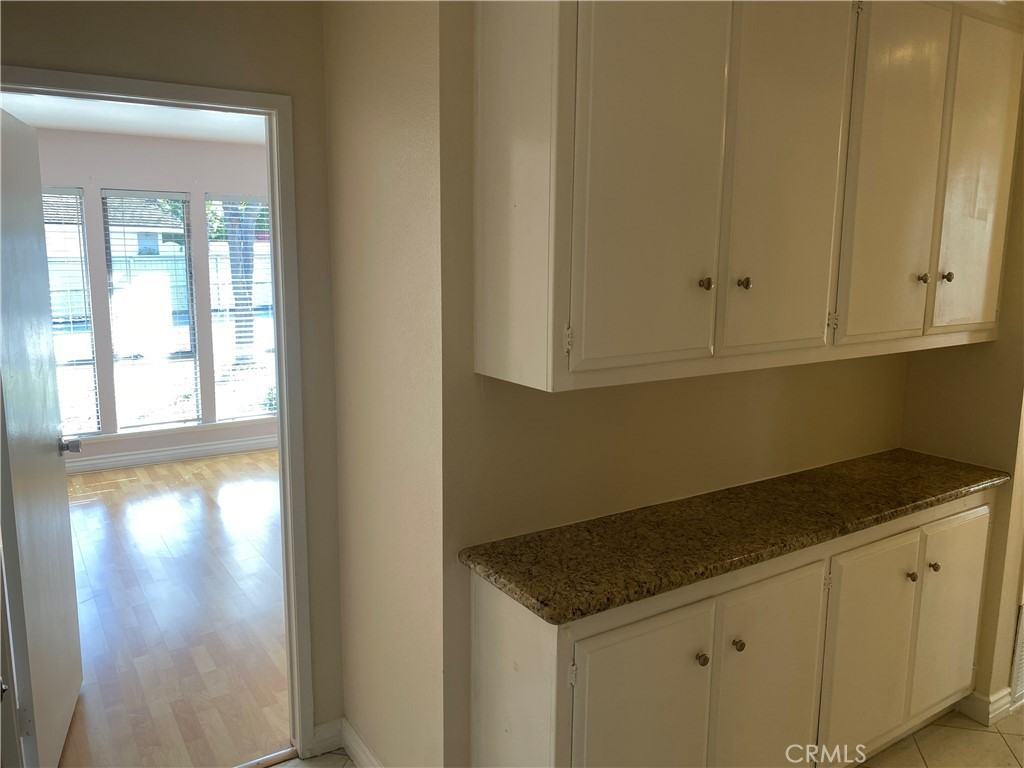 24 Woodpine Dr #24 - Photo 7 of 29