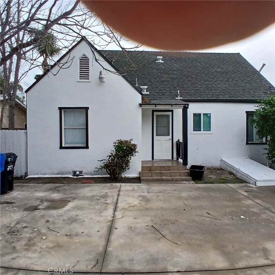 5715 Case Ave #5715 - Photo 5 of 27