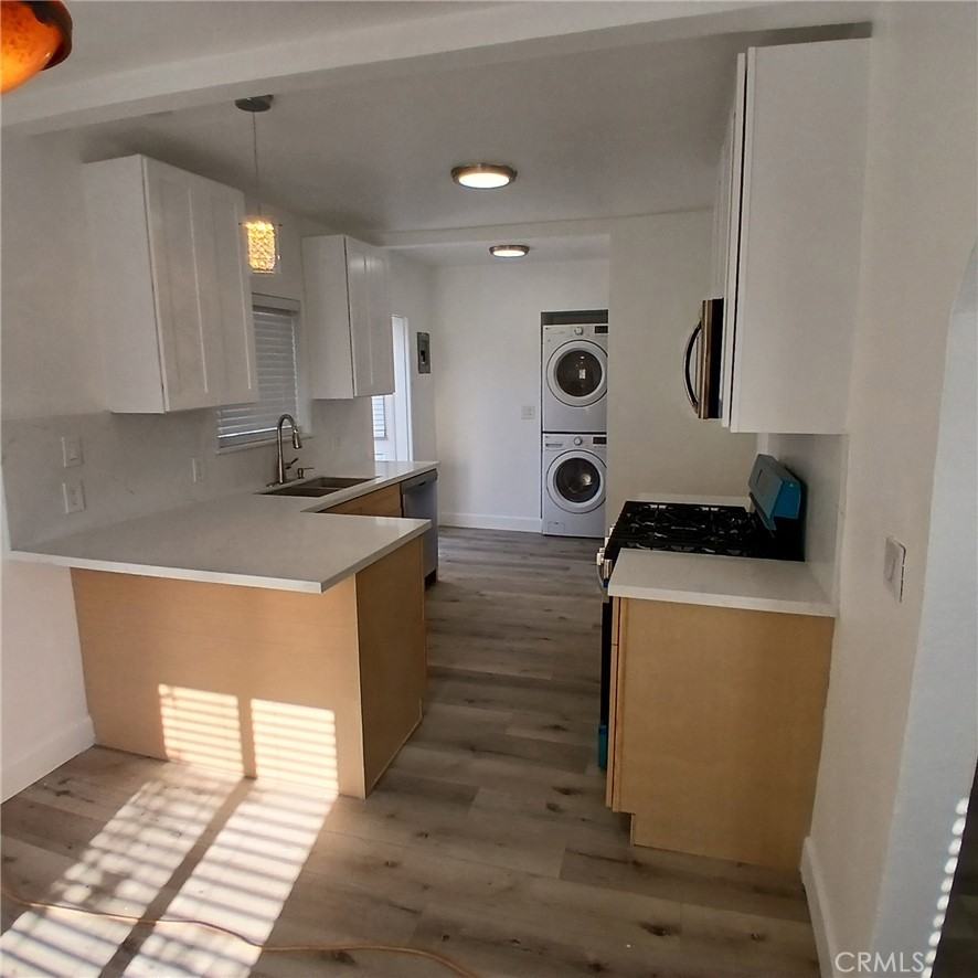 5715 Case Ave #5715 - Photo 7 of 27