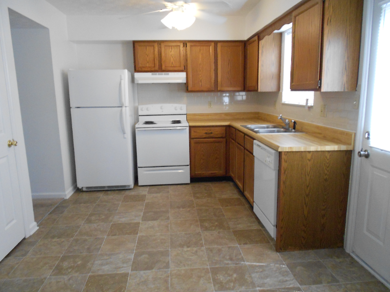 1834 Kim Watt Dr #8 - Photo 3 of 13