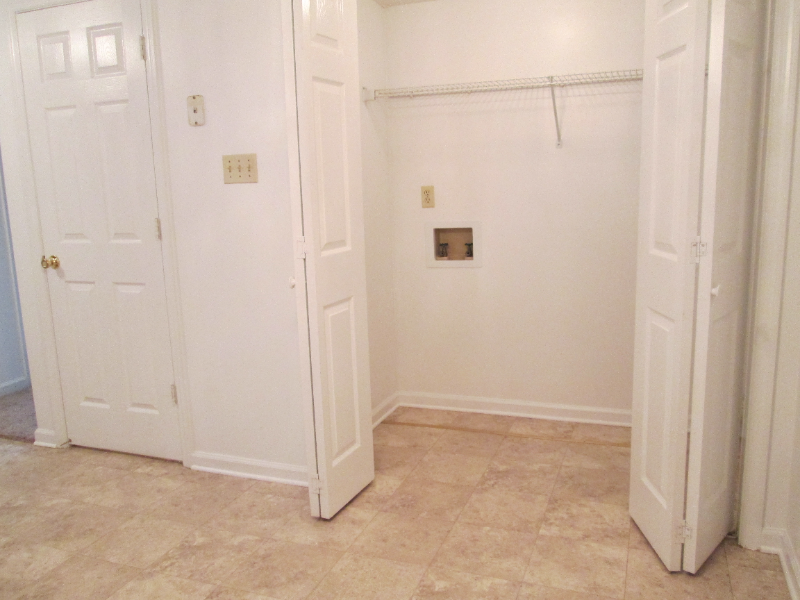 1834 Kim Watt Dr #8 - Photo 5 of 13