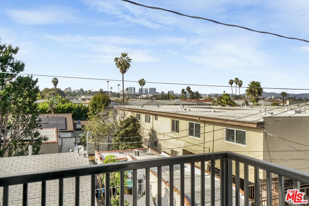 2057 S Garth Ave #2057 - Photo 6 of 29