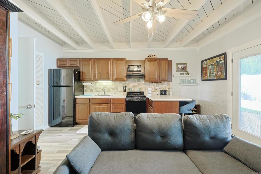 413 J Ave #413 - Photo 4 of 41