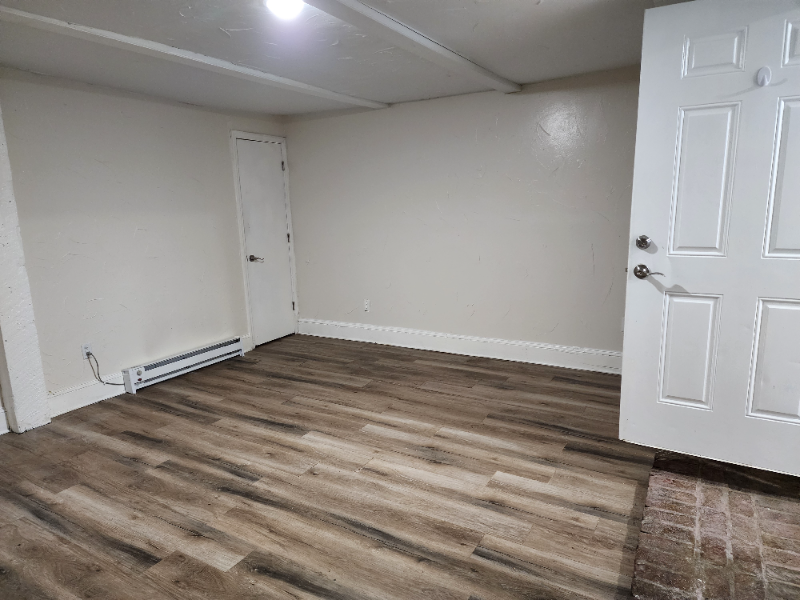 905 Southwest Ave #5 - Photo 2 of 11