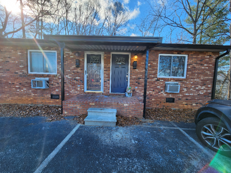 22 Crescent St #4 - Photo 2 of 13