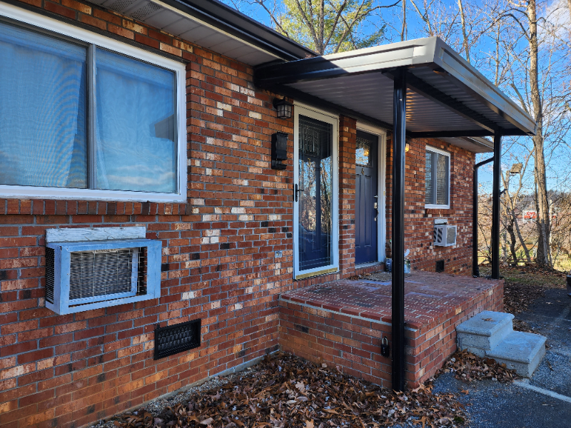 22 Crescent St #4 - Photo 3 of 13