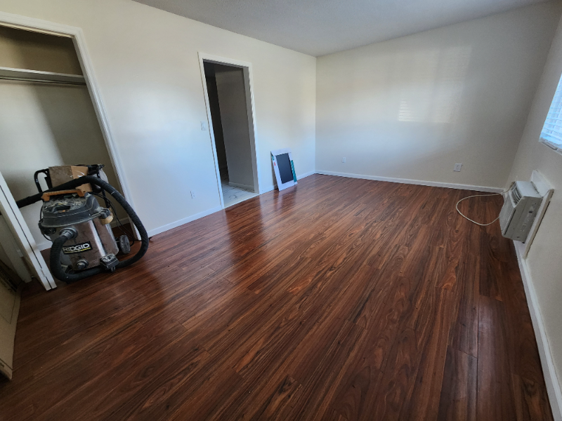 22 Crescent St #4 - Photo 4 of 13