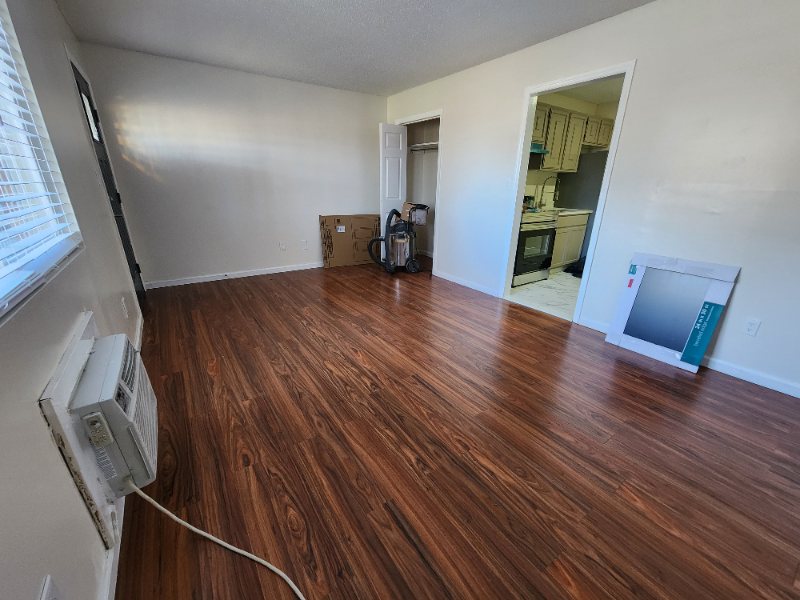 22 Crescent St #4 - Photo 5 of 13