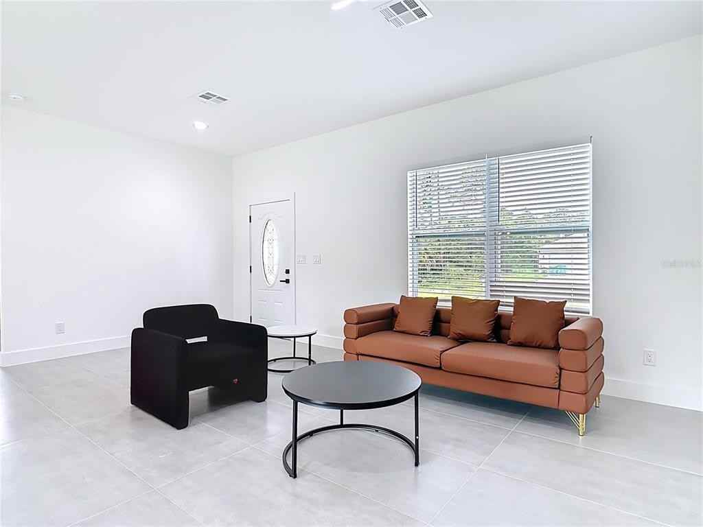 407 Harbor Blvd #407 - Photo 7 of 29