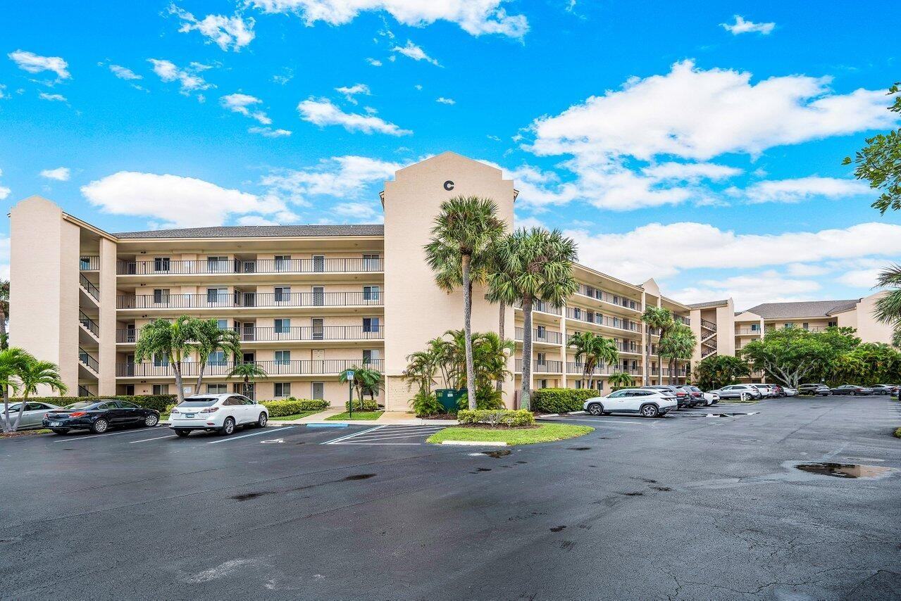 275 Palm Ave #275C206 - Photo 5 of 25